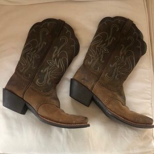 Ariat Round Up Square Toe Western Boots